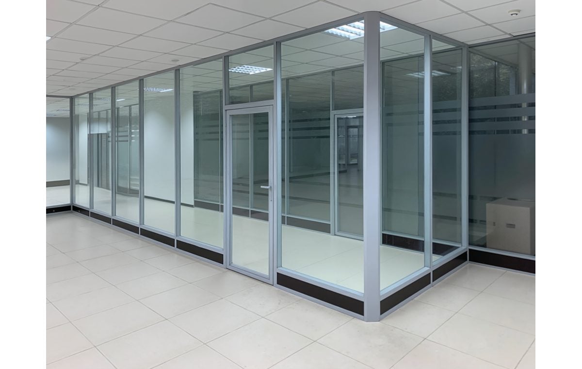 Стеклянные перегородки