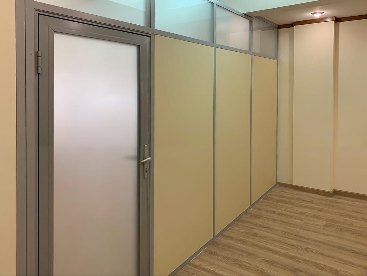 Какую перегородку выбрать между стационарной, мобильной и трансформируемой