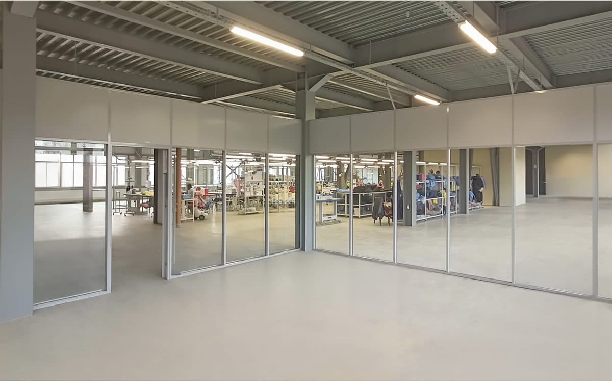 Как сравнивать цены на офисные перегородки и не переплатить