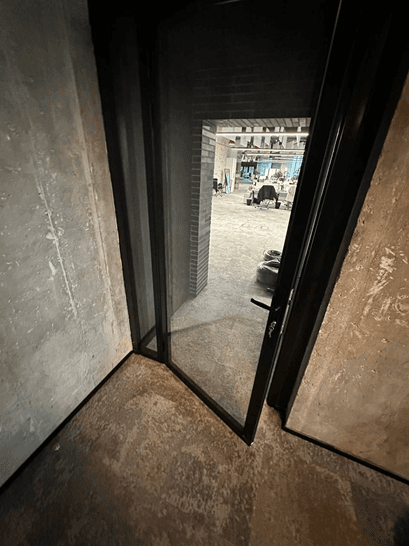 Офисные перегородки с дверьми на улице Авиаконструктора Сухого — фото объекта 3 из 4. Офисные перегородки с дверьми на улице Авиаконструктора Сухого, г. Москва, ул. Авиаконструктора Сухого, 2, к. 1 — фото 3