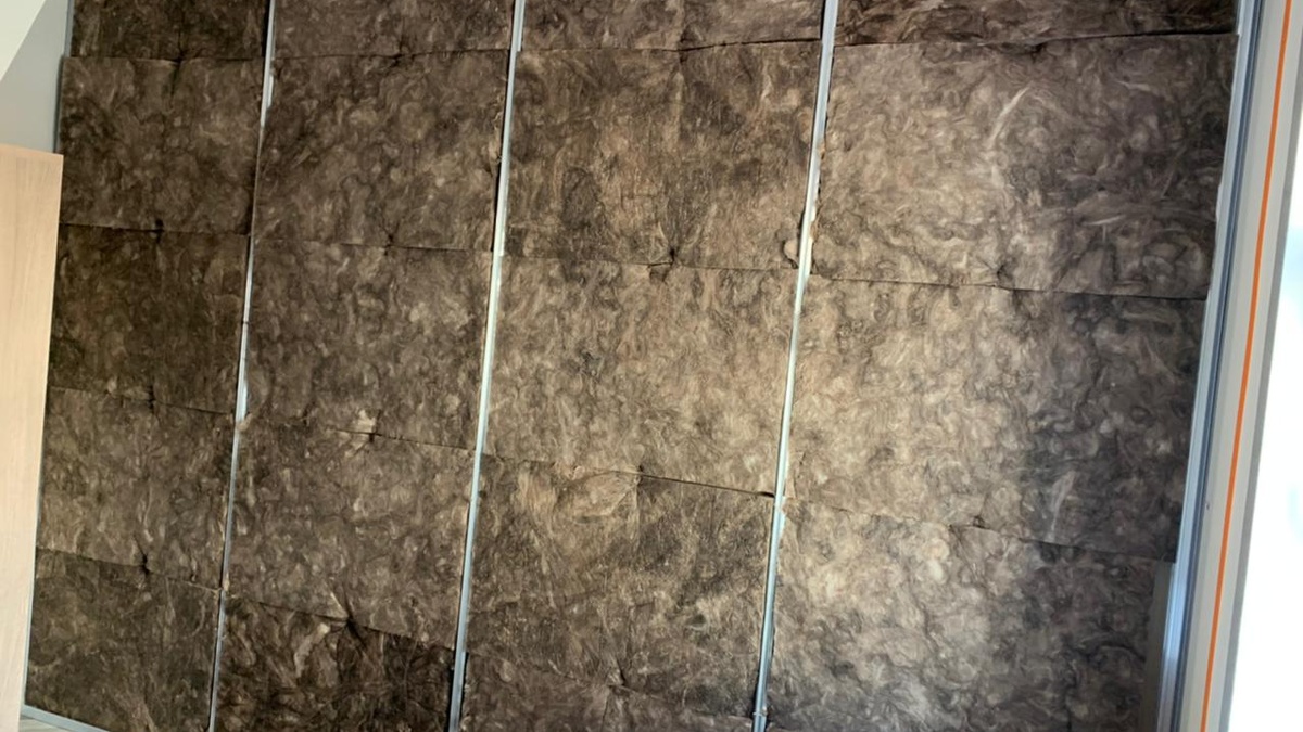 Офисные стеклянные перегородки со звукоизоляцией — развенчиваем мифы